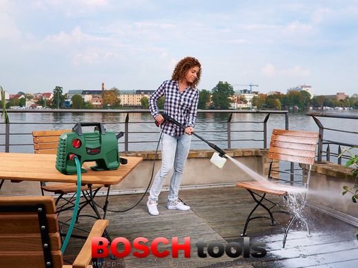 Очиститель высокого давления Bosch EasyAquatak 110
