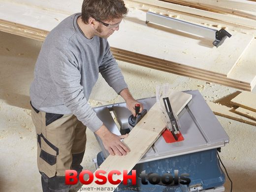 Настольная пила Bosch GTS 635-216