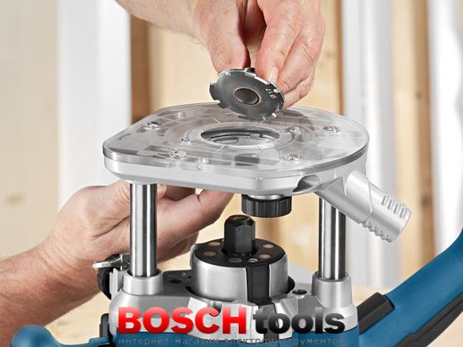 Вертикально-фрезерна машина Bosch GOF 1250 CE